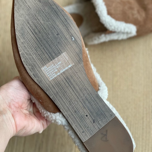 Splendid Liza Pointed Toe Mule in camel fur color - Picture 7 of 7